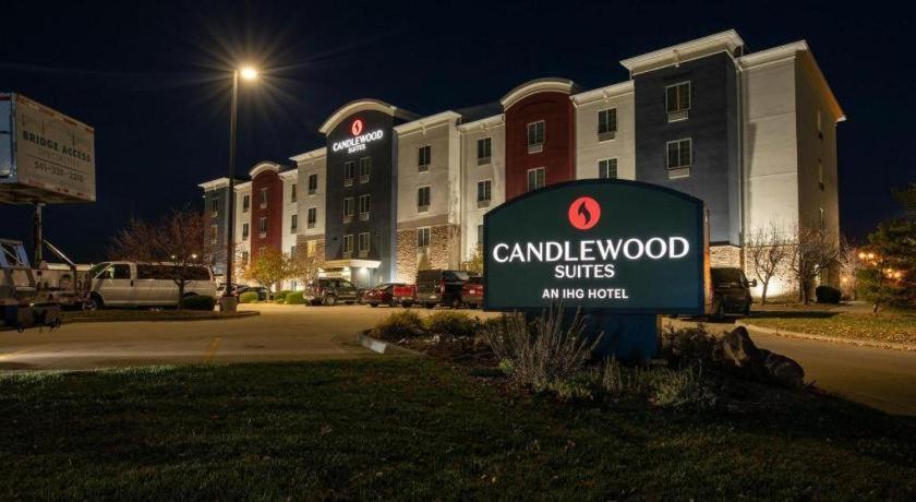 Candlewood Suites Saint Joseph By Ihg Exterior foto